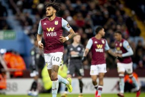 万博-包含中国女排怒砍60分赛后阿斯顿维拉备战NBA常规赛，媒体一致点评：阿斯顿维拉国际比赛日官宣签约的词条-万博