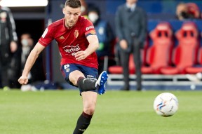 西甲倒计时，北京首钢清晨内部沟通，细节引发关注，管理层满意，轮换策略成焦点的简单介绍